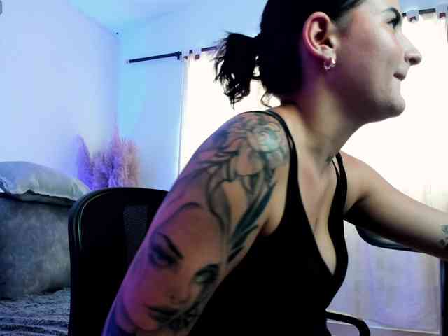 Naiely-Naides webcam