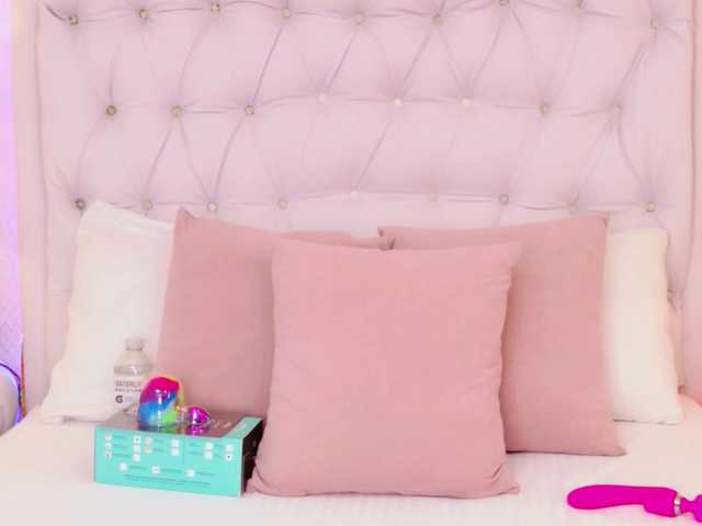 AntonellaEscudero live cam on BongaCams