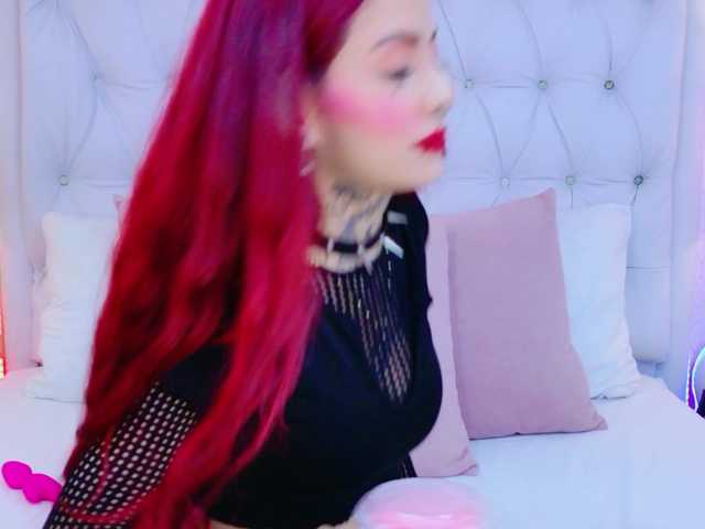 AntonellaEscudero live cam on BongaCams