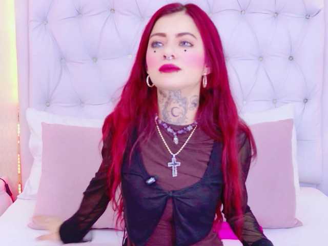 AntonellaEscudero live cam on BongaCams