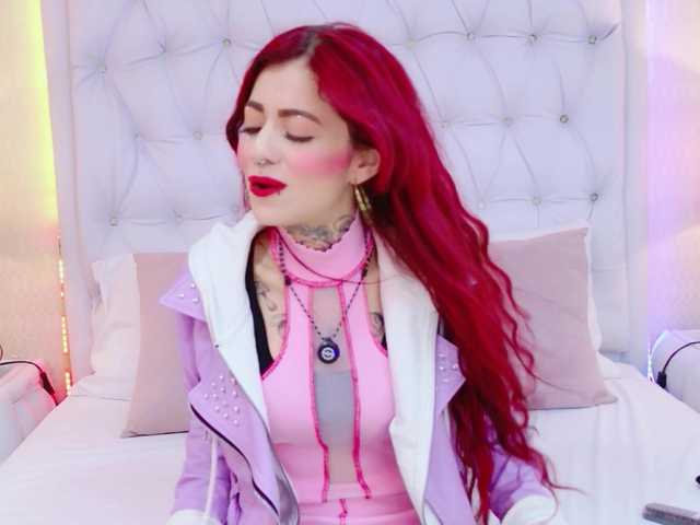 AntonellaEscudero live cam on BongaCams