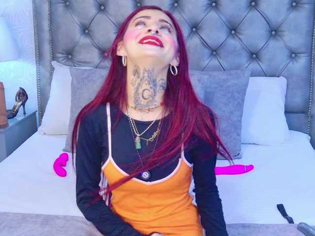 AntonellaEscudero live cam on BongaCams