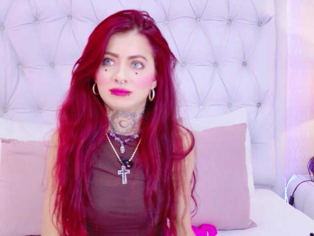 AntonellaEscudero live cam on BongaCams