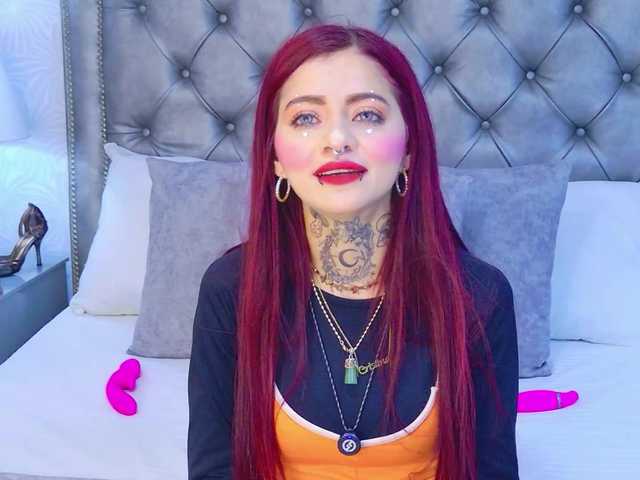 AntonellaEscudero live cam on BongaCams