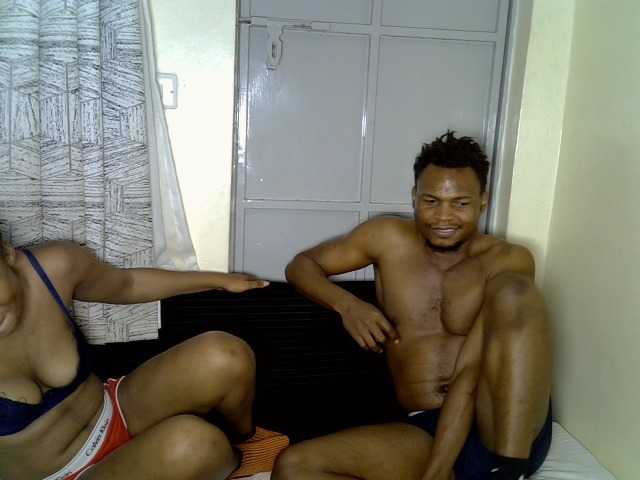 PixelPop live cam on BongaCams