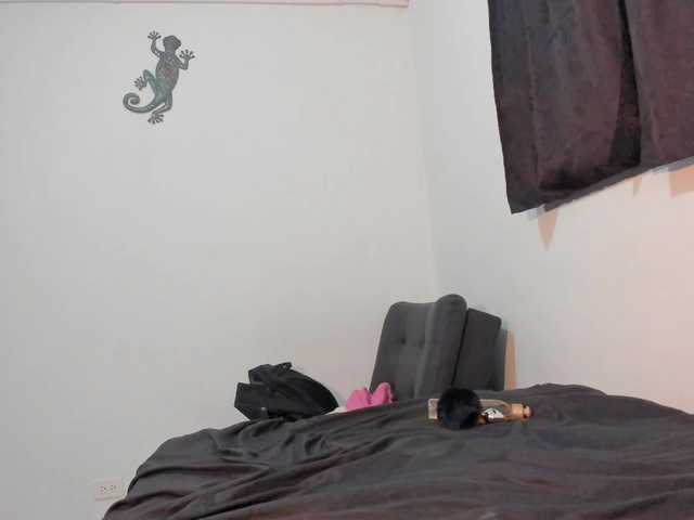 sara-smithh-1 live cam on BongaCams