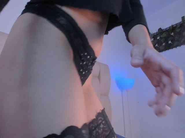 sara-smithh-1 webcam
