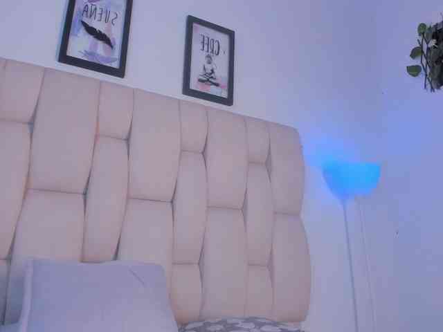 sara-smithh-1 webcam