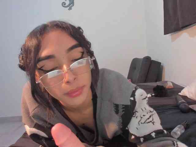 sara-smithh-1 webcam