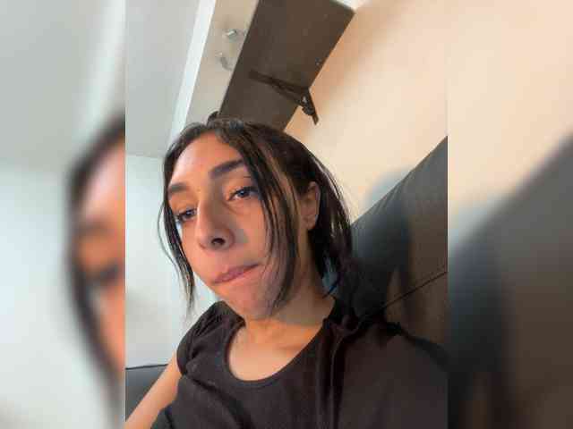 sara-smithh-1 webcam