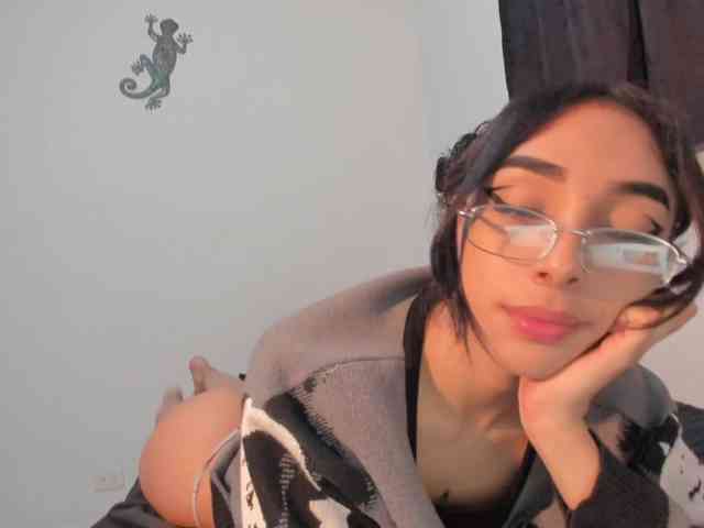 sara-smithh-1 webcam