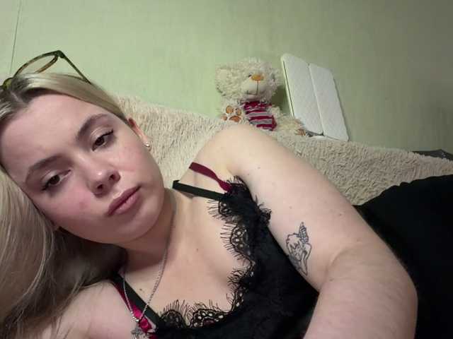 myfavoriteroom live cam on BongaCams