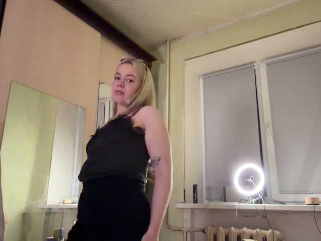 myfavoriteroom live cam on BongaCams