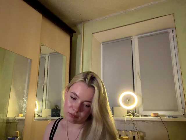 myfavoriteroom live cam on BongaCams