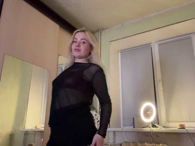myfavoriteroom live cam on BongaCams