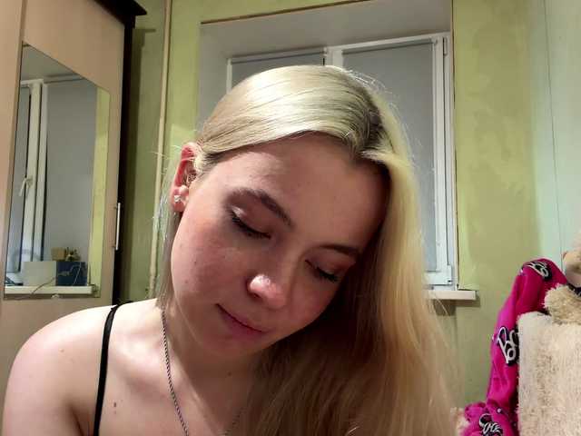 myfavoriteroom live cam on BongaCams