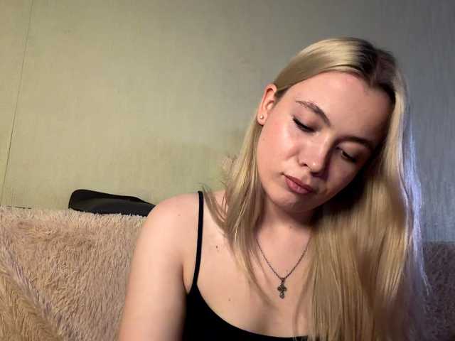 myfavoriteroom live cam on BongaCams