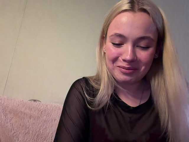 myfavoriteroom live cam on BongaCams