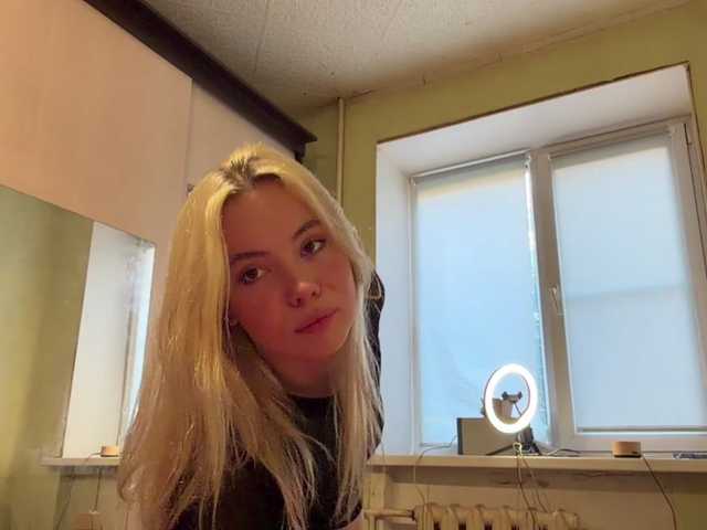 myfavoriteroom live cam on BongaCams