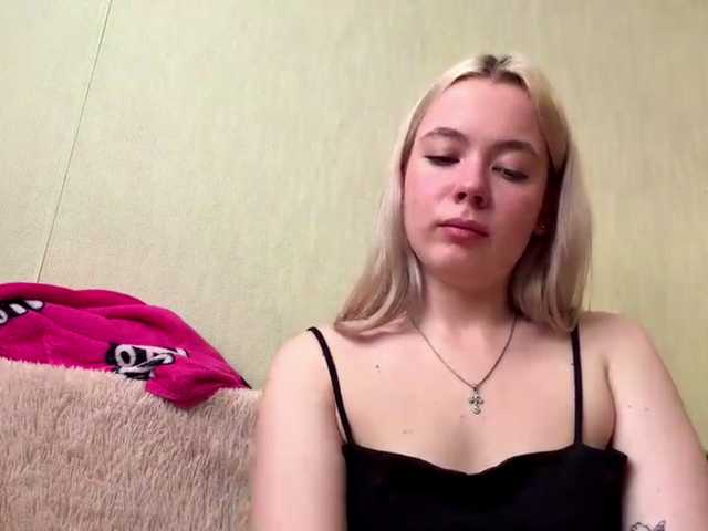 myfavoriteroom live cam on BongaCams