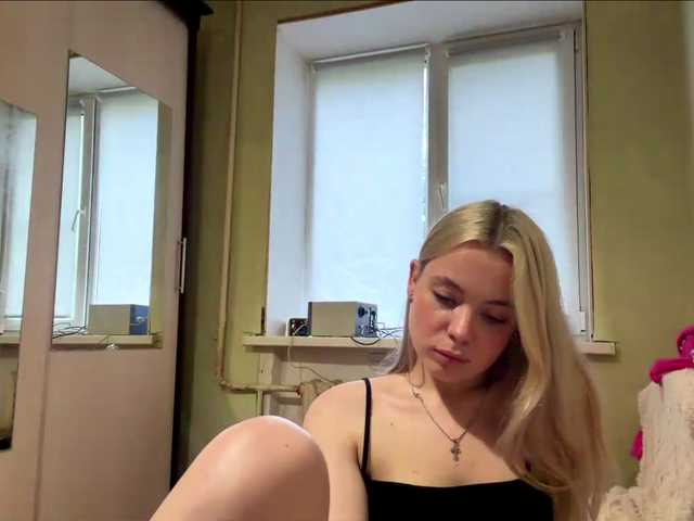 myfavoriteroom live cam on BongaCams