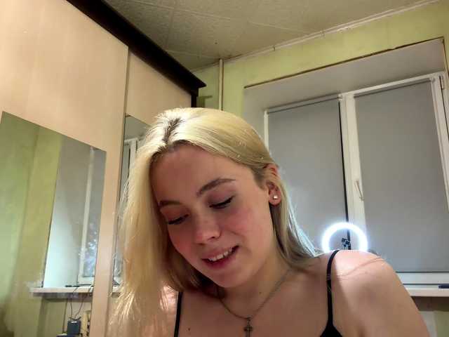 myfavoriteroom live cam on BongaCams