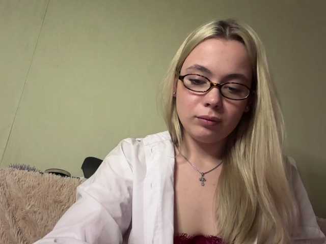 myfavoriteroom live cam on BongaCams