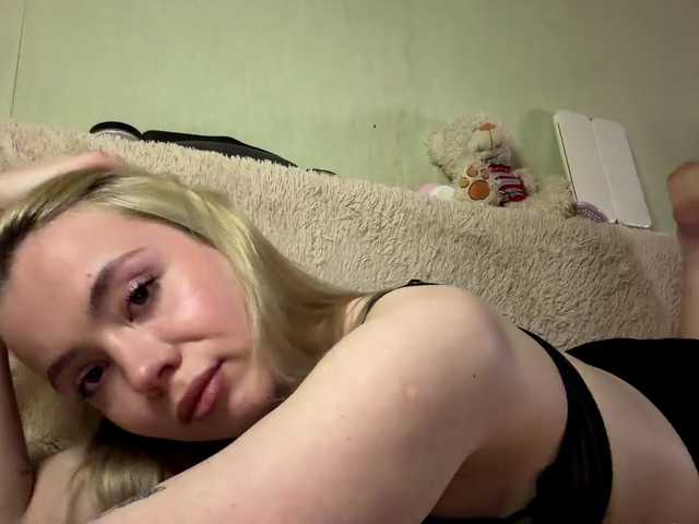 myfavoriteroom live cam on BongaCams