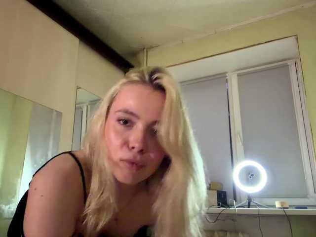 myfavoriteroom live cam on BongaCams