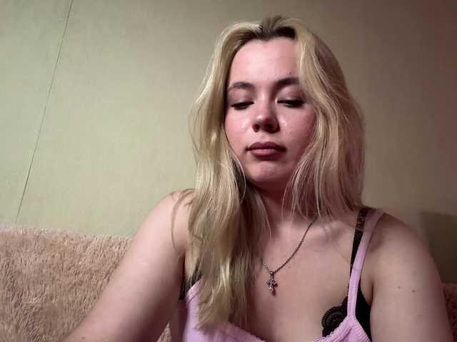 myfavoriteroom live cam on BongaCams