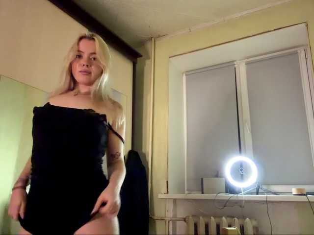 myfavoriteroom live cam on BongaCams