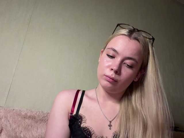 myfavoriteroom live cam on BongaCams