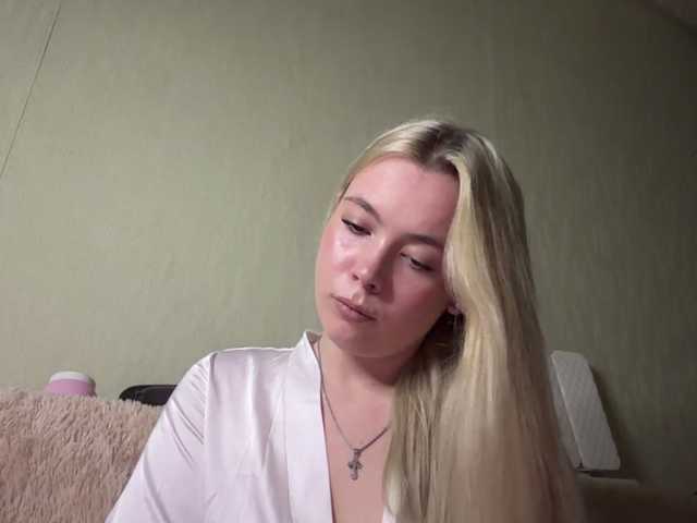 myfavoriteroom live cam on BongaCams