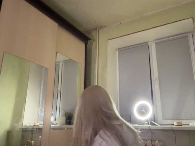 myfavoriteroom live cam on BongaCams