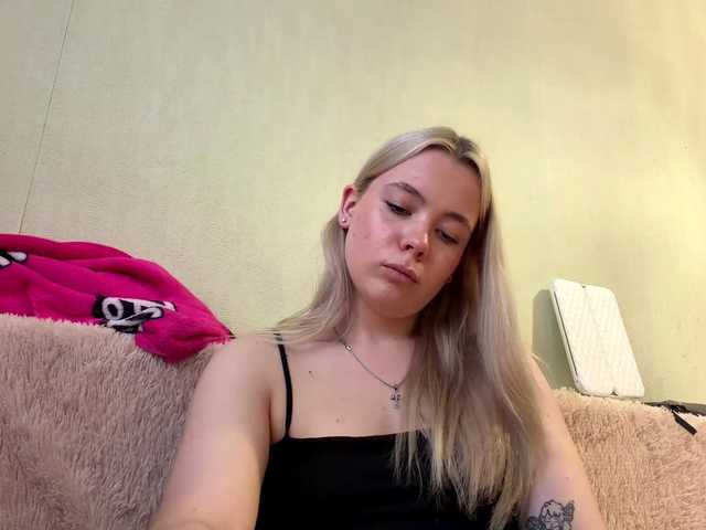 myfavoriteroom live cam on BongaCams