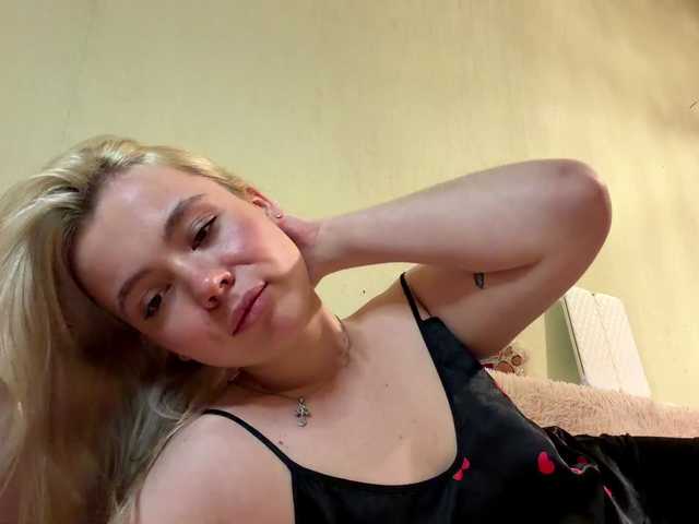 myfavoriteroom live cam on BongaCams