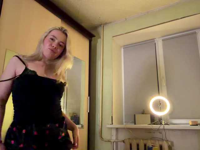 myfavoriteroom live cam on BongaCams