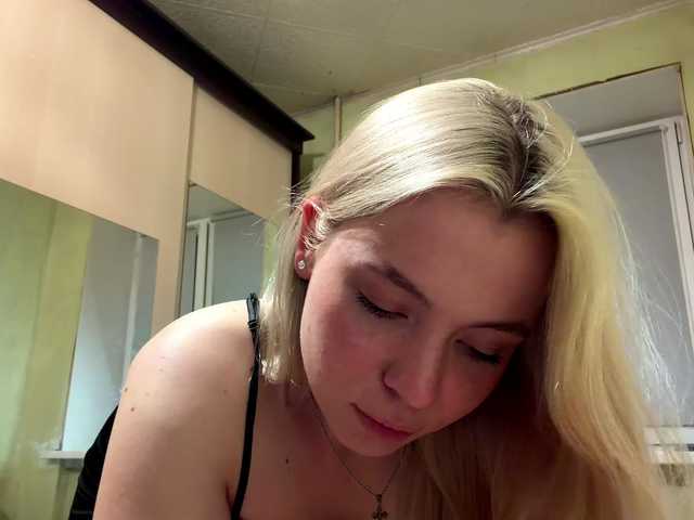 myfavoriteroom live cam on BongaCams
