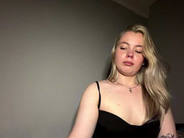 myfavoriteroom live cam on BongaCams