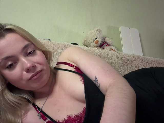 myfavoriteroom live cam on BongaCams