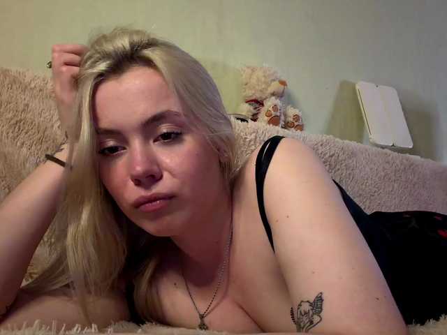 myfavoriteroom live cam on BongaCams