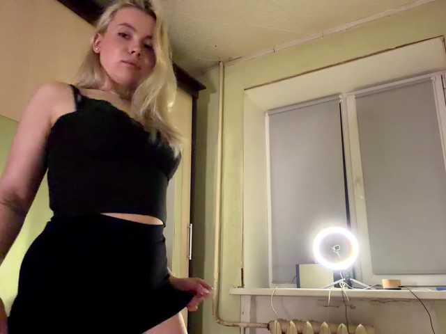 myfavoriteroom live cam on BongaCams