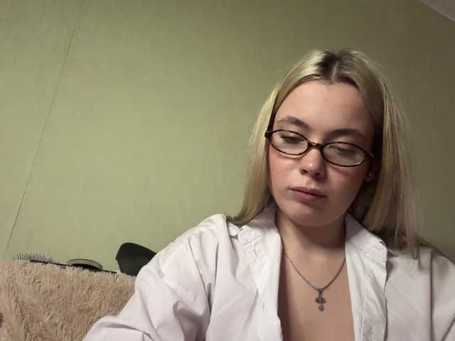 myfavoriteroom live cam on BongaCams