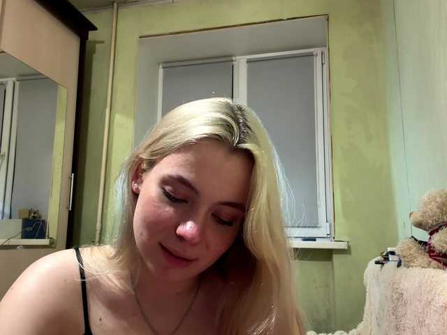 myfavoriteroom live cam on BongaCams