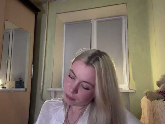 myfavoriteroom live cam on BongaCams