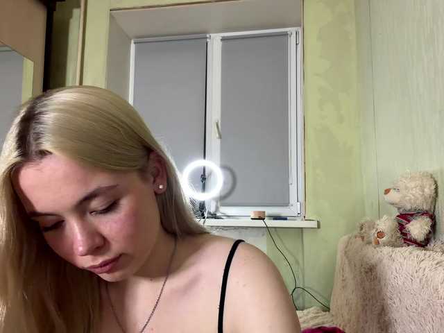 myfavoriteroom live cam on BongaCams