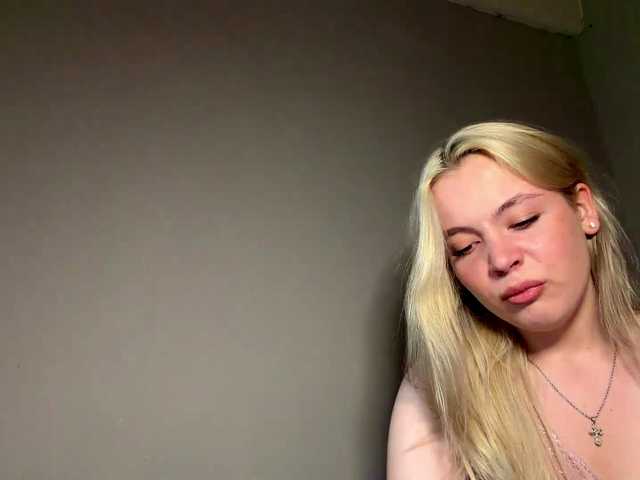 myfavoriteroom live cam on BongaCams