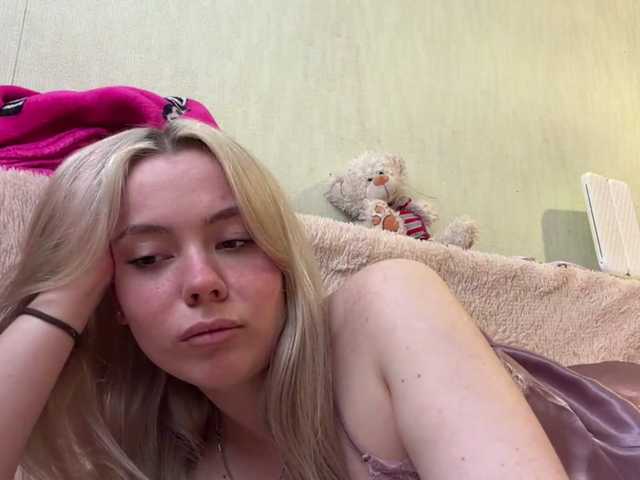 myfavoriteroom live cam on BongaCams
