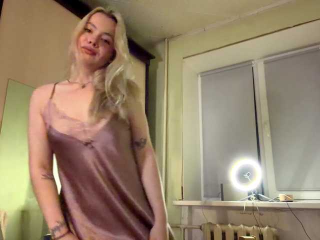 myfavoriteroom live cam preview