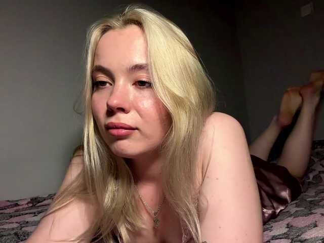 myfavoriteroom live cam on BongaCams